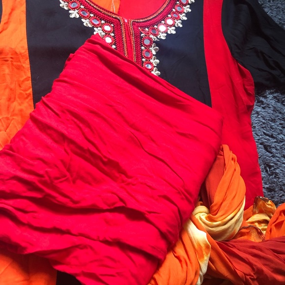 Multi color salwar Kameez - Picture 5 of 7